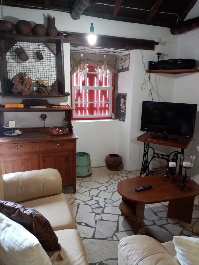 Adega Dos Virgilios Villa Madalena  Bagian luar foto
